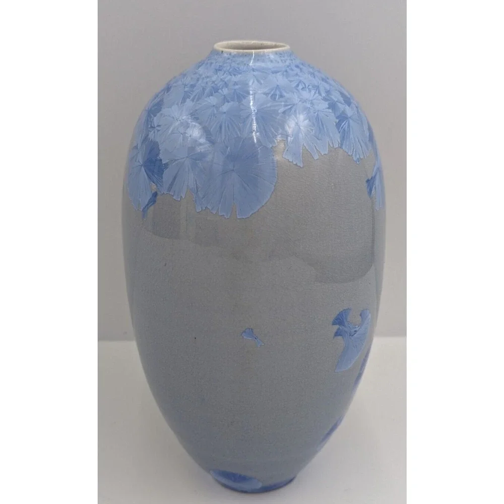Vintage Sid Oakley Porcelain Vase in Crystalline Glaze NC Pottery 8.5